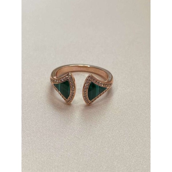 Malachite Divas Style Ring