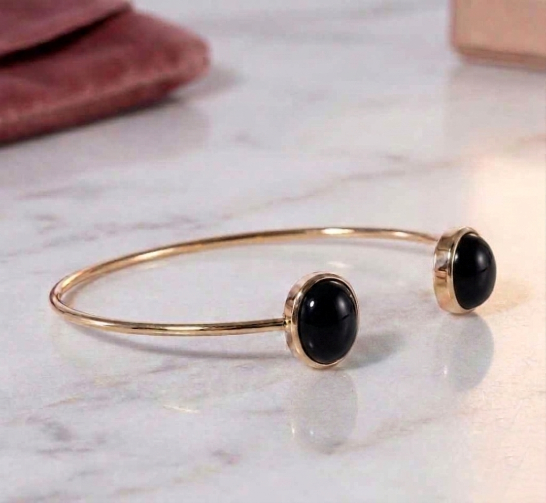 Black Onyx Open Cuff Bracelet - Image 2
