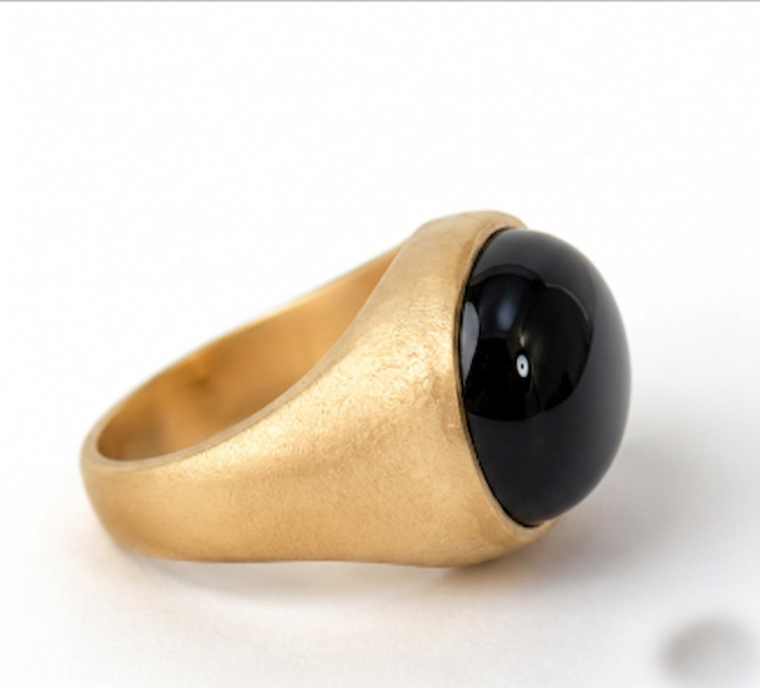 Black Onyx Oval Boho Signet Ring - Image 3