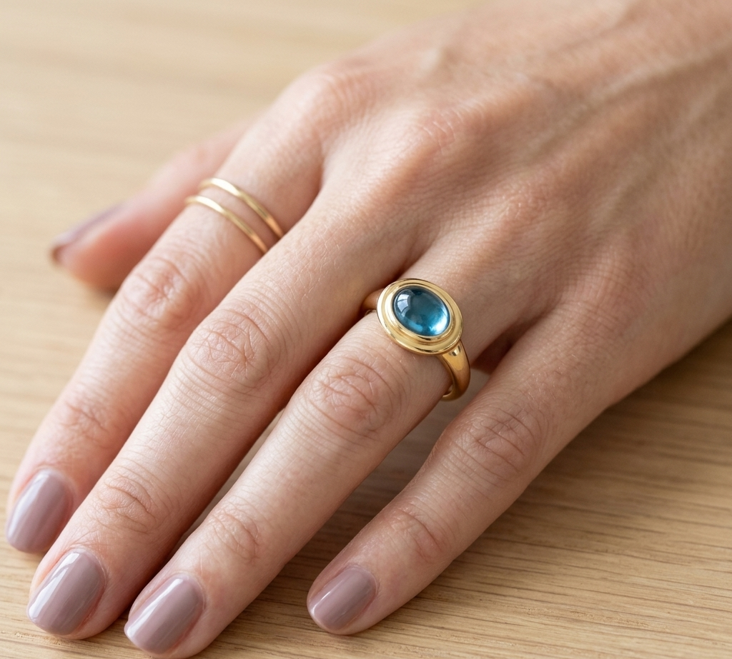London Blue Topaz Oval Cabochon Ring - Image 3